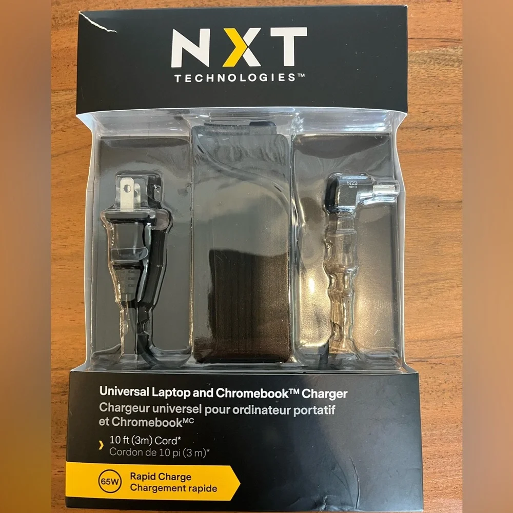 NIB NXT Universal Charger for Laptop
